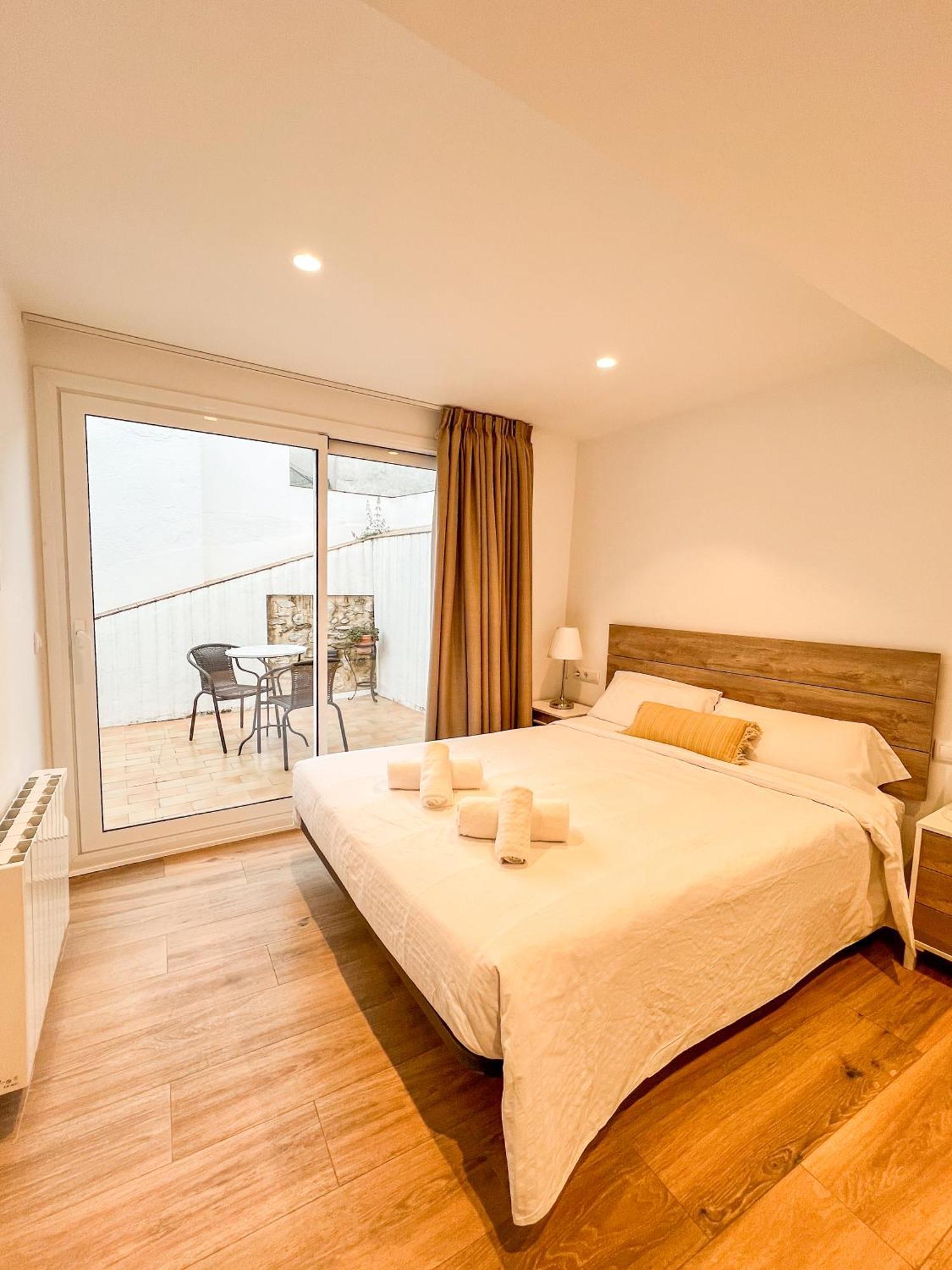 Ganganell Atic Apartamento Con Terraza En Besalu Exterior photo